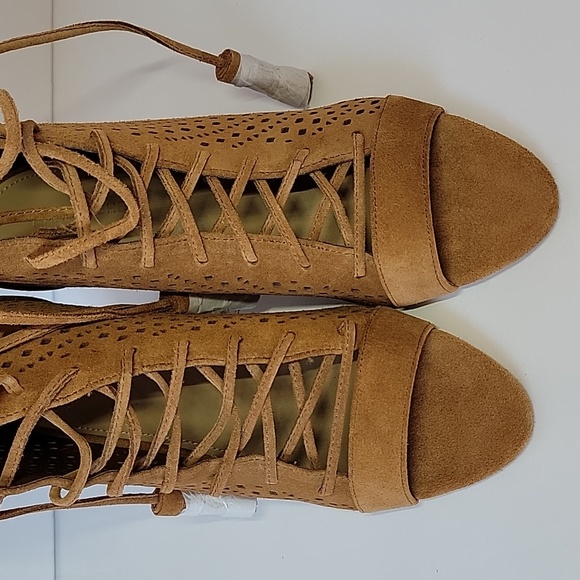 MARC FISHER OPEN TOE BOOTIE/ 9.5 - Picture 7 of 7